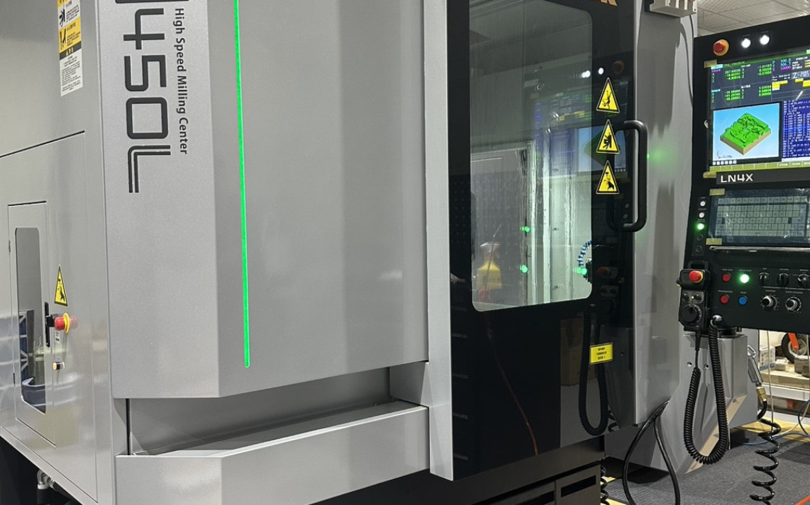 UX450L